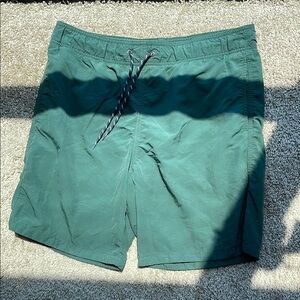 H&M Green Swim Trunks with Drawstring Waist and Quick-Dry Fabric